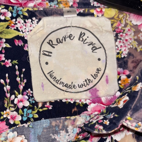 A Rare Bird Western bling floral top XL raw hem boho - Picture 4 of 6